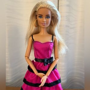 2018 Fashionistas #94 Barbie Doll